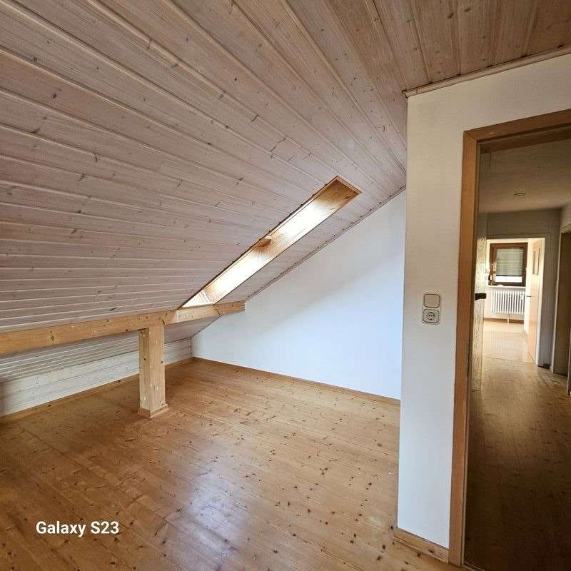 Immobilie in Flörsbachtal - 2-3 Familienhaus mit Laden in Flörsbachtal-Lohrhaupten - Bild 4