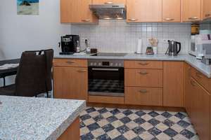 Großzügige 4-Zimmer-Wohnung mit Wintergarten, Balkon und Einbauküche – 37073 Oststadt, Göttingen – Vorschaubild 7