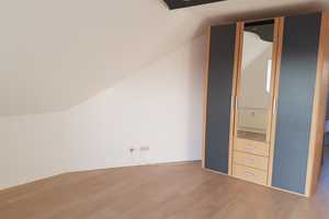 ***GEMÜTLICHES DACHGESCHOSS IN RUHIGER LAGE MIT VIEL PLATZ*** – Franz-Wiesner-Str. 12, 9131 Chemnitz – Vorschaubild 5