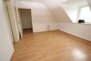 Gemütliche 2,5-Zi-DG-Whg über den  Dächern von Gelsenkirchen – Rotthauser Straße 31, 45879 Altstadt, Gelsenkirchen – Vorschaubild 4