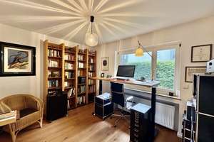 Lichtdurchfluteter Bungalow mit besonderer Architektur und Kamin – einziehen und wohlfühlen! – Die vollständige Adresse der Immobilie erhältst du vom Anbieter., 41239 Schmölderpark, Mönchengladbach – Vorschaubild 14