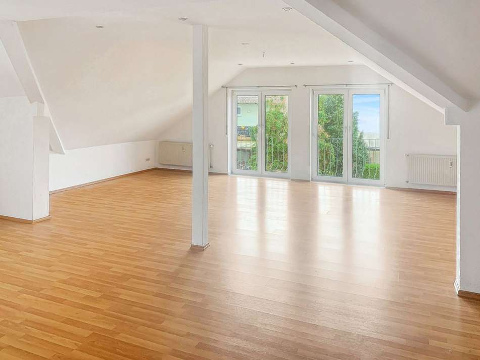 Wohnzimmer DG