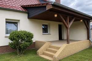 19 km bis Prenzlau – Vollsanierte DHH (2005) in Werbelow auf 1.510 m² Grundstück mit großem Garten ! – Die vollständige Adresse der Immobilie erhältst du vom Anbieter., 17337 Uckerland – Vorschaubild 3