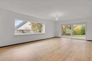 Traumlage! Teilrenovierter Bungalow mit Doppelgarage, separater ELW und großem Garten – Die vollständige Adresse der Immobilie erhältst du vom Anbieter., 91077 Neunkirchen am Brand – Vorschaubild 5