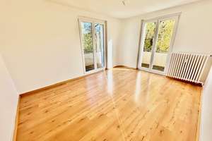 Helle & gepflegte 3- Zimmerwohnung mit Balkon und Fahrstuhl am Gutenbergplatz! – Klopstockstrasse 2, 65185 Südost, Wiesbaden – Vorschaubild 2