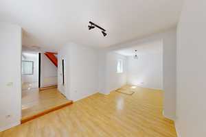 Singles und Paare || Haus statt Wohnung || Kleines Juwel in Kessenich – Bonn – Vorschaubild 2