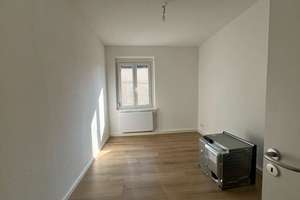 ***Frisch sanierte 3-Zi.-Wohnung mit EBK*** – Die vollständige Adresse der Immobilie erhältst du vom Anbieter., 70435 Zuffenhausen-Mitte, Stuttgart – Vorschaubild 7