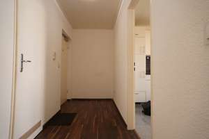 Wohnen über den Dächern von Ludwigshafen – 2-Zi.-Wohnung im 21. OG mit Balkon & Weitblick – 67063 Friesenheim, Ludwigshafen am Rhein – Vorschaubild 3