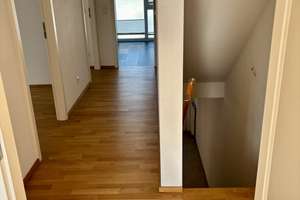 Moderne, helle Doppelhaushälfte in ruhiger und naturnaher Lage mit guter Verkehrsanbindung – Veenpark 84, 40627 Vennhausen, Düsseldorf – Vorschaubild 10