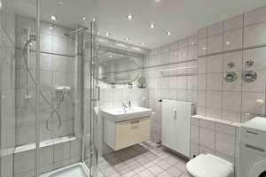 Property thumbnail 11