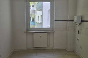 **Modernisierte und bezugsfertige 3 Raum in Holsterhausen** – Holsterhauser Str. 92, 45147 Holsterhausen, Essen – Vorschaubild 8