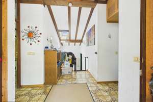 Architektonisches Wohnjuwel mit Einliegerwohnung – Großzügiges Zuhause in ruhiger Ortsrandlage – Die vollständige Adresse der Immobilie erhältst du vom Anbieter., 79295 Sulzburg – Vorschaubild 7