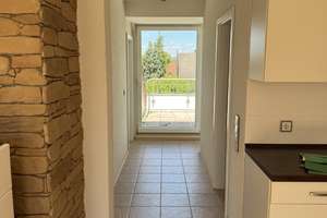Helle 2Zi Whg mit EBK und Loggia / Bright 2 room  top floor apartment w Loggia – Heuerstraße 53, 55129 Hechtsheim, Mainz – Vorschaubild 6