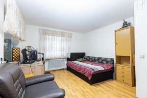 ** Preisanpassung ** XXL-Doppelhaushälfte mit großem Grundstück in Friedrichshofen – Die vollständige Adresse der Immobilie erhältst du vom Anbieter., 85049 Friedrichshofen-Hollerstauden, Ingolstadt – Vorschaubild 10