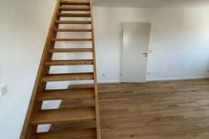 Wunderschöne, modernisierte Maisonette-Wohnung – 60435 Berkersheim, Frankfurt am Main – Vorschaubild 2
