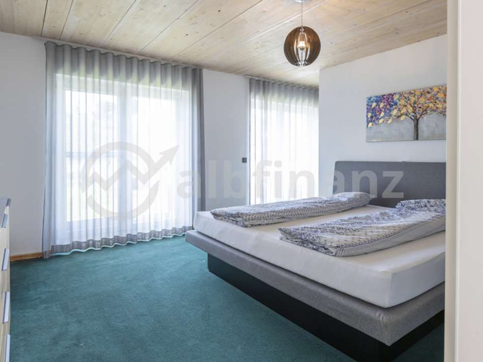 großes Schlafzimmer