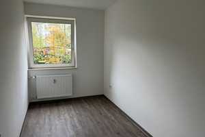 Neue Wohnung, neues Glück! Günstige 3-Zimmer-Wohnung – Hegeweg 25, 28779 Bremen – Vorschaubild 3