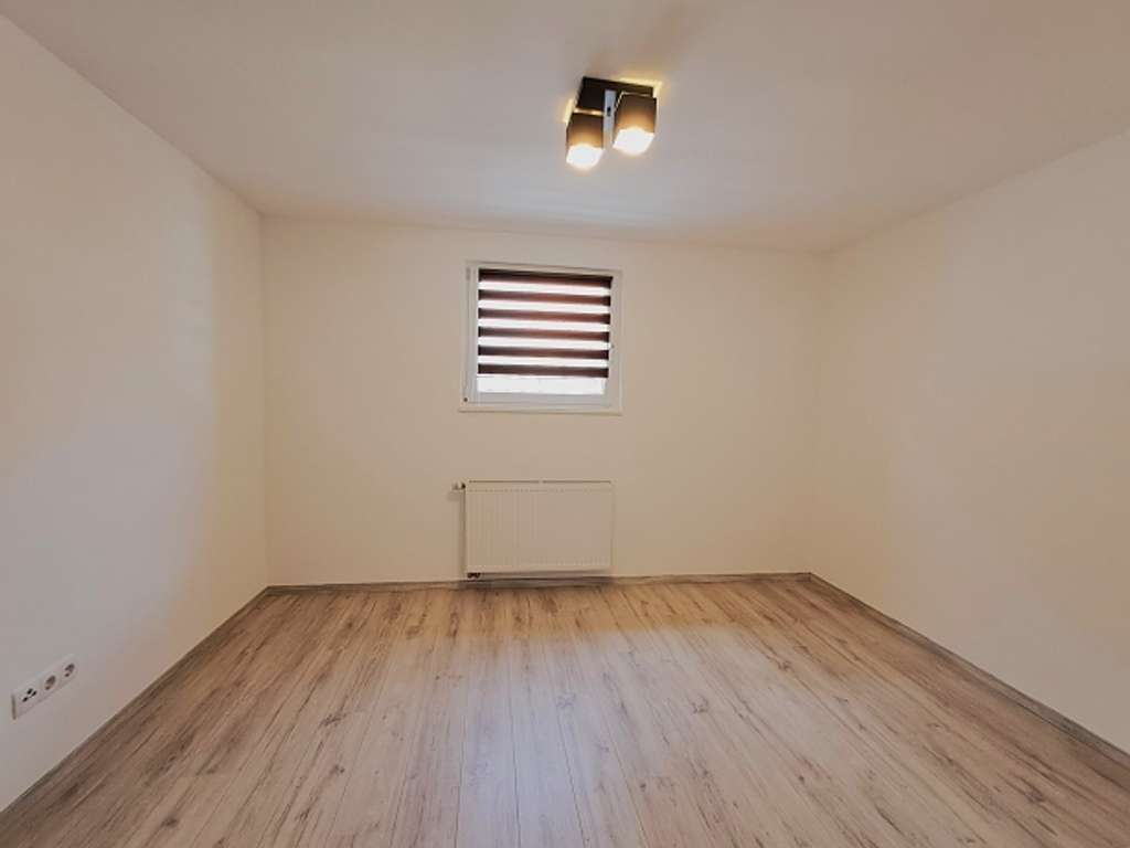 Immobilie in Lustadt - Attraktive 3-Zimmer Wohnung mit Balkon und Gartenanteil - Bild 3