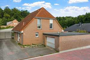 Freistehendes Einfamilienhaus mit Deisterblick in Feggendorf sofort verfügbar! – Im Plessen 5, 31867 Schaumburg (Kreis) – Vorschaubild 1