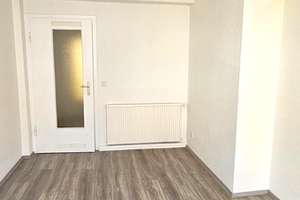 Modernisierte 2-Zimmer-Wohnung in zentraler Lage von Altendorf – Altendorfer Str. 437, 45143 Altendorf, Essen – Vorschaubild 4