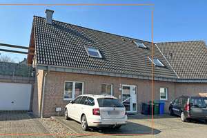 Vielseitiges Wohnen: Gepflegtes Mehrfamilienhaus mit 3 Wohneinheiten in Mehrhoog
