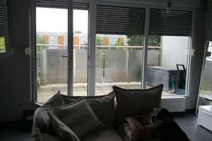 Ansprechende, sanierte 2-Zimmer-DG-Wohnung mit gehobener Innenausstattung in Mönchengladbach – Hugo-Preuß-Str. 18, 41236 Mönchengladbach – Vorschaubild 2