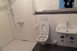 Kapitalanlage - Betreutes Wohnen - Geschmackvolle 2-Raum-Wohnung mit Einbauküche in Augsburg – Erna-Wachter-Straße 10, 86161 Wolfram-und Herrenbachviertel, Augsburg – Vorschaubild 3