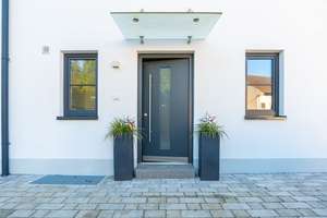 Modernes, toll geschnittenes Reiheneckhaus mit viel Platz und sonnigem Garten – provisionsfrei! – Die vollständige Adresse der Immobilie erhältst du vom Anbieter., 85664 Hohenlinden – Vorschaubild 2