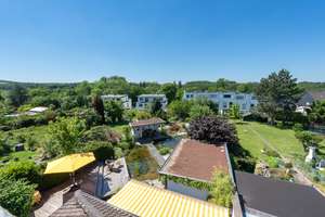 Panoramablick – Gartenidylle trifft Wohnkomfort – Die vollständige Adresse der Immobilie erhältst du vom Anbieter., 45259 Heisingen, Essen – Vorschaubild 1