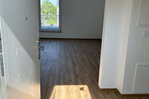 Helle 2-Zimmer Wohnung mit Dachterrasse in Kemnath – Alte Amberger Straße 18 a, 95478 Kemnath – Vorschaubild 3