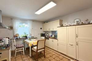 Reihenmittelhaus mit großem Grundstück & Entwicklungspotenzial in Top Lage von Essen-Überruhr-Hinsel – Die vollständige Adresse der Immobilie erhältst du vom Anbieter., 45277 Überruhr-Hinsel, Essen – Vorschaubild 5