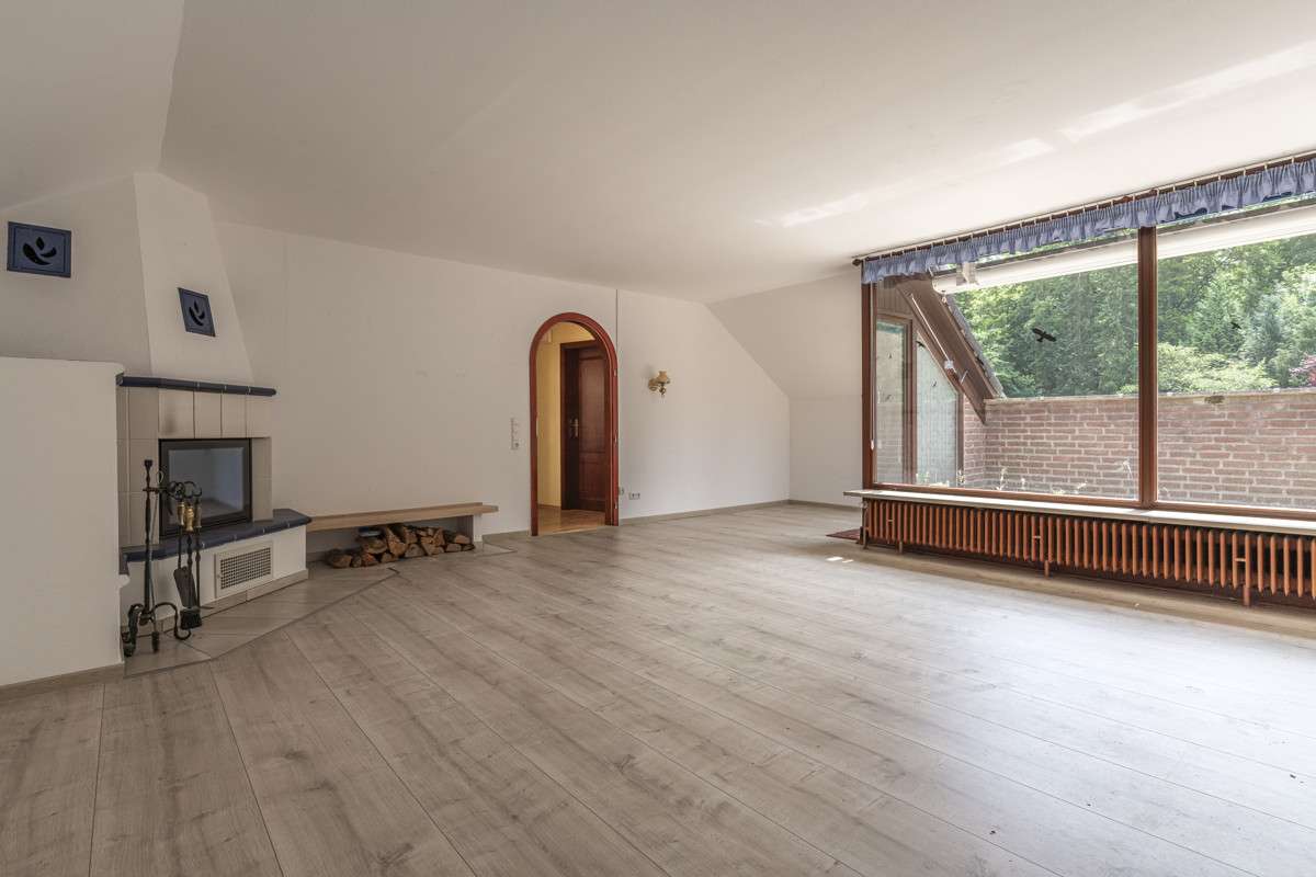 Immobilie in Elmenhorst - Waldidylle pur – mit Einliegerwohnung & Schwimmbad - Bild 2