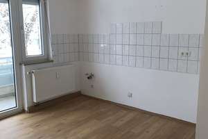 2-Zimmer-Wohnung mit separater Küche und 2 Balkonen – Händelstraße 38, 85057 Nordwest, Ingolstadt – Vorschaubild 2