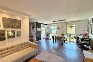 Attraktive 4,5-Zimmer-Wohnung in Grafenau-Döffingen – lichtdurchflutet & vielseitig – Die vollständige Adresse der Immobilie erhältst du vom Anbieter., 71120 Grafenau – Vorschaubild 2