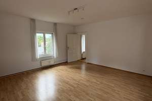 2-Zimmer-Wohnung  in Berlin Charlottenburg in ruhiger Lage – Die vollständige Adresse der Immobilie erhältst du vom Anbieter., 10585 Charlottenburg, Berlin – Vorschaubild 2