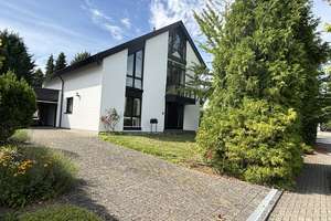 Licht, Raum & Architektur – exklusives Architektenhaus in ruhiger Top-Lage (Sackgasse) – Die vollständige Adresse der Immobilie erhältst du vom Anbieter., 53125 Ückesdorf, Bonn – Vorschaubild 23