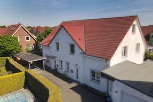Exklusive Doppelhaushälfte in Langenhagen-Engelbostel – Die vollständige Adresse der Immobilie erhältst du vom Anbieter., 30855 Langenhagen – Vorschaubild 1