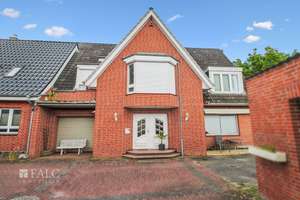 +++ Zweifamilienhaus mit vielen Möglichkeiten und großem Grundstück +++ – Die vollständige Adresse der Immobilie erhältst du vom Anbieter., 23556 Sankt Lorenz Nord, Lübeck – Vorschaubild 5