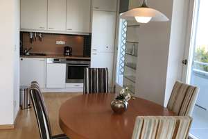 Von Privat: Sonnige, möblierte 2-Zimmer-Wohnung mit Panoramablick im Cosimapark – Klingsorstrasse 3, 81827 Englschalking, München – Vorschaubild 5