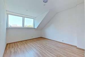 Essen Zentrum freie 3 Zimmer DG-Eigentumswohnung – Die vollständige Adresse der Immobilie erhältst du vom Anbieter., 45139 Südostviertel, Essen – Vorschaubild 14