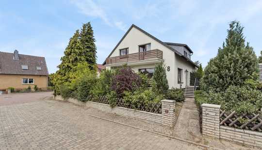 Bild von Provisionsfrei  – Ohne Makler – Familiengerechtes ZFH mit großem Garten in ruhiger Lage