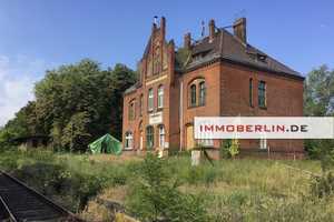IMMOBERLIN.DE - Historischer Bahnhof mit Nebengebäude & großartigem Potenzial für Wohnen & Arbeiten – Teltow-Fläming (Kreis) – Vorschaubild 1