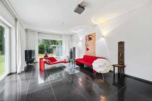 Schwabinger Rarität – Ein Haus auf 808 m² Grundstück im Herzen der Stadt – Die vollständige Adresse der Immobilie erhältst du vom Anbieter., 80805 Münchner Freiheit, München – Vorschaubild 3