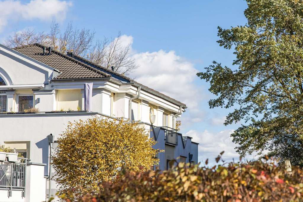 Penthouse mit 4 Balkonen, Aufzug und Tiefgaragenstellplatz in Erlenstegen!