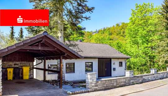 Bild von Idyllisches Einfamilienhaus mit traumhaftem Blick in die Natur