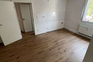 Sanierte und helle 2-Zimmerwohnung m. gr. Wohnküche + Duschbad – Die vollständige Adresse der Immobilie erhältst du vom Anbieter., 46240 Boy, Bottrop – Vorschaubild 4