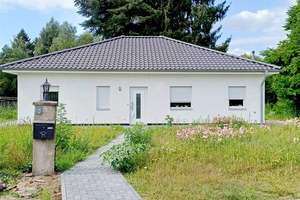 Neuer Bungalow auf 4.654m² Gst. mit Bauoption -3 Zi-EBK+Kamin+Solarvorb.-DG ausbaufäh.-ruhige Lage – Die vollständige Adresse der Immobilie erhältst du vom Anbieter., 29367 Steinhorst – Vorschaubild 2