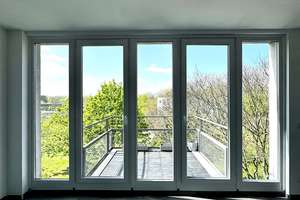 104 m², zwei Balkone, Panoramablick und TG-Stellplatz: Wohnqualität, die man selten findet – Die vollständige Adresse der Immobilie erhältst du vom Anbieter., 13403 Reinickendorf (Ortsteil), Berlin – Vorschaubild 3