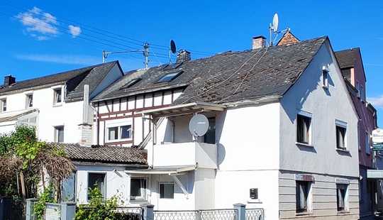 Bild von Einfamilienhaus mit Potenzial in zentraler Lage von 65604 Elz, 3 km A3