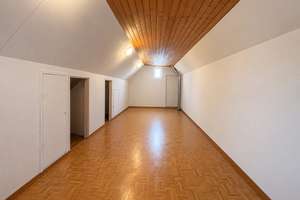 "Charmantes Einfamilienhaus auf Eckgrundstück in bester Wohnlage von Regensburg!" – Die vollständige Adresse der Immobilie erhältst du vom Anbieter., 93057 Konradsiedlung-Wutzlhofen, Regensburg – Vorschaubild 31